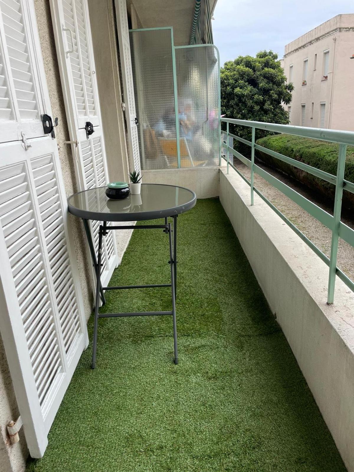 50M2 Climatise Proche Mer Nizza Esterno foto